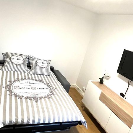 Apartmán Deux Pieces Cosy A La Croisette Carrières-sous-Poissy Exteriér fotografie